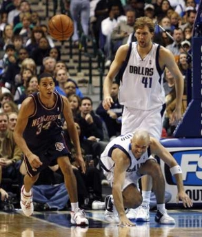 巴黎队利用 巴黎队利用